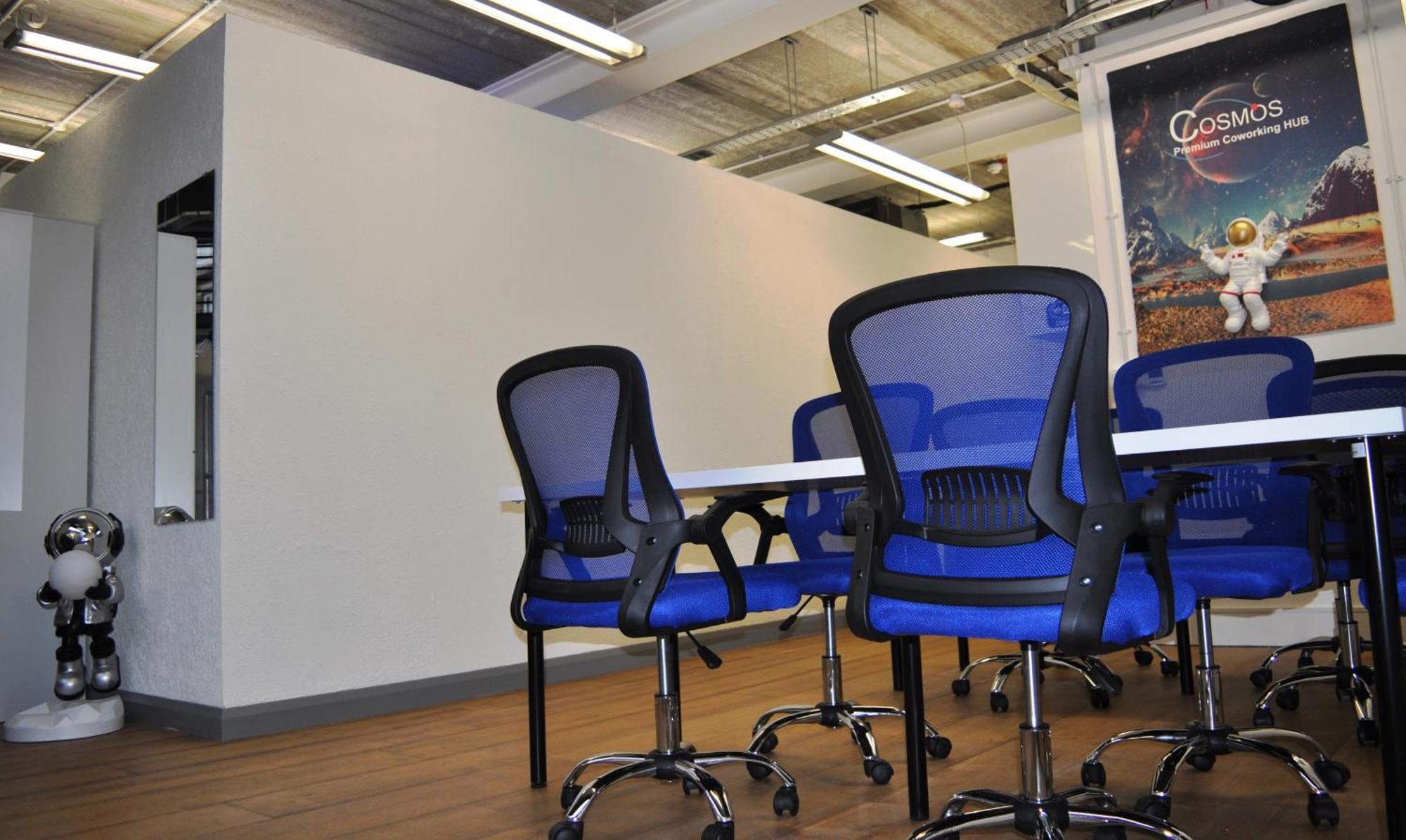Cosmos Capsule Coworking Londra