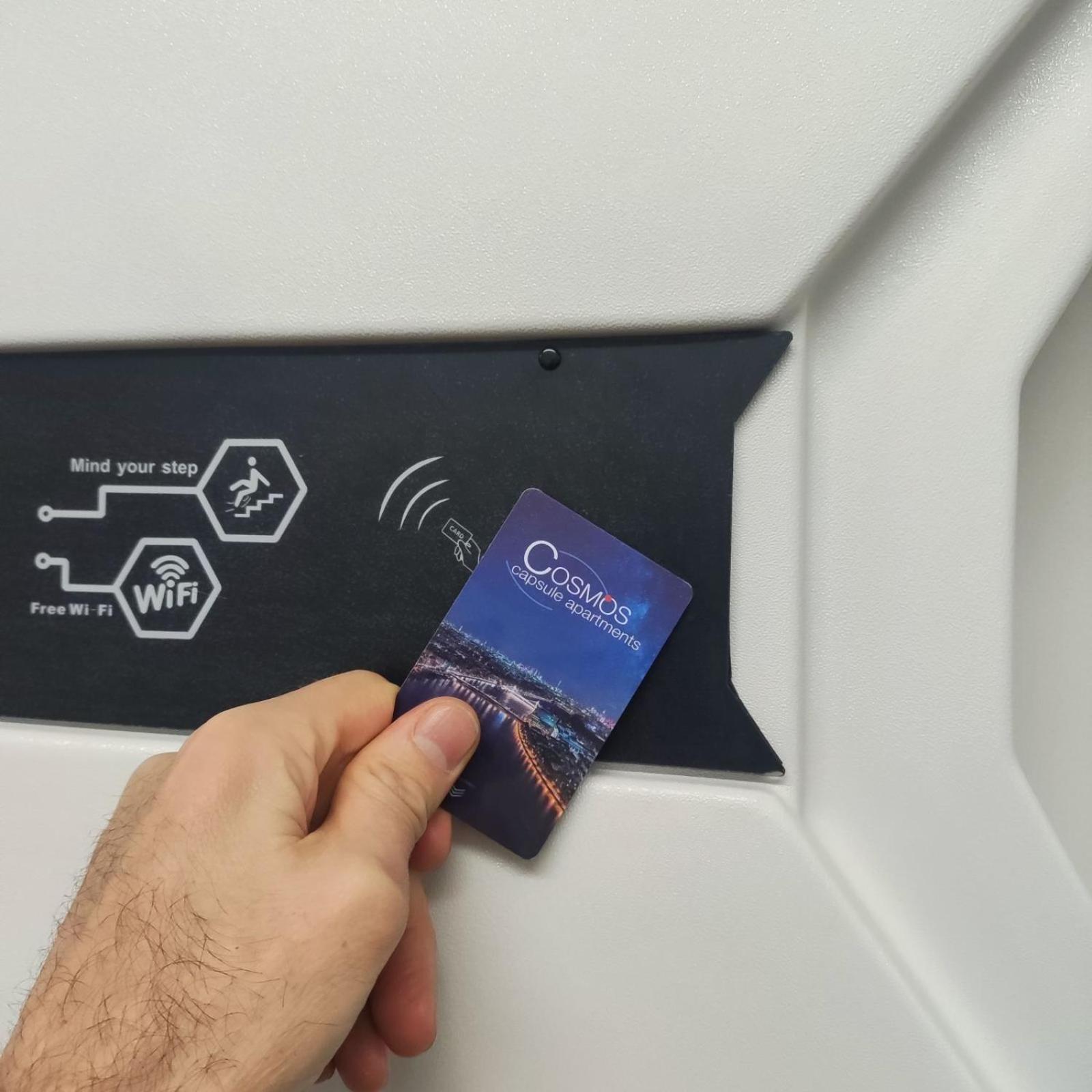 Cosmos Capsule Coworking Hotel de capsule Londra