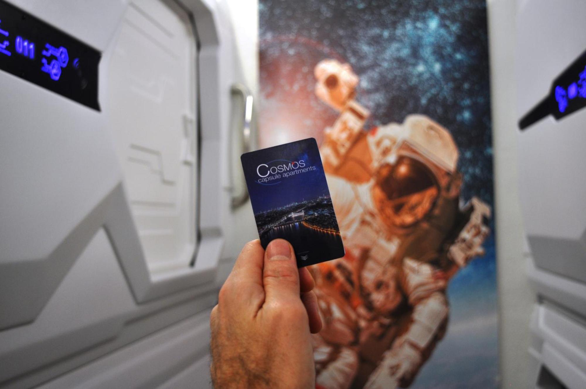 Cosmos Capsule Coworking Hotel de capsule Londra